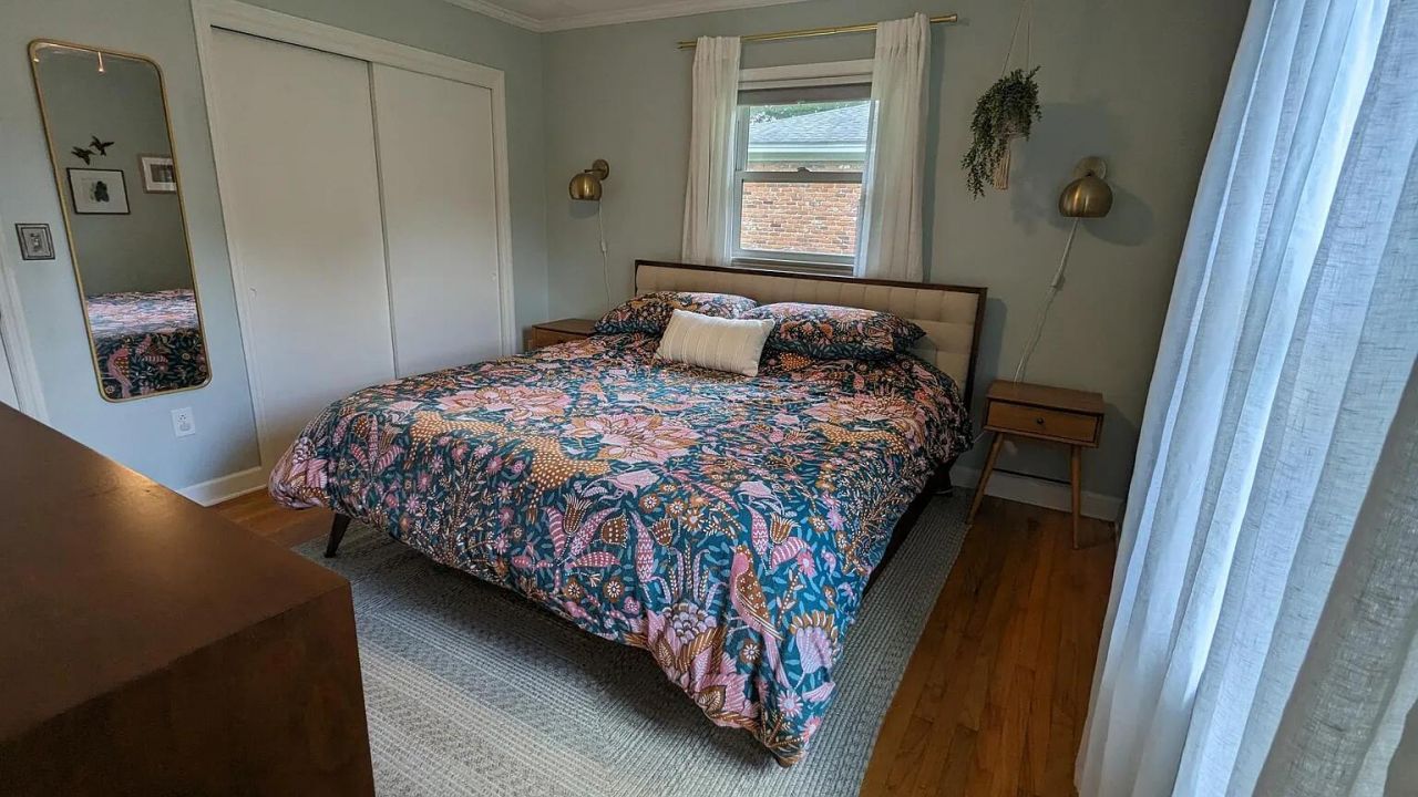 2235 N Dallerton Circle Photo 10