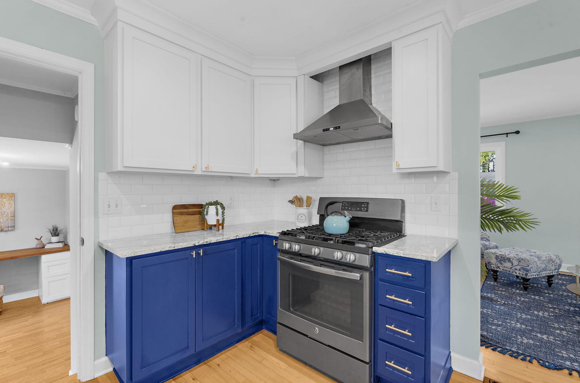 2235 N Dallerton Circle Photo 17