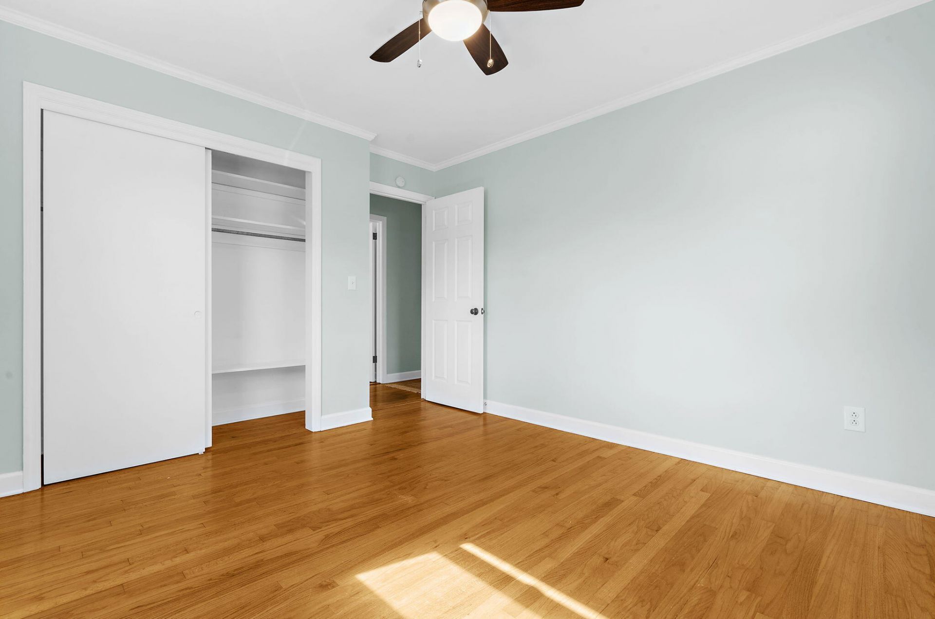 2235 N Dallerton Circle Photo 33