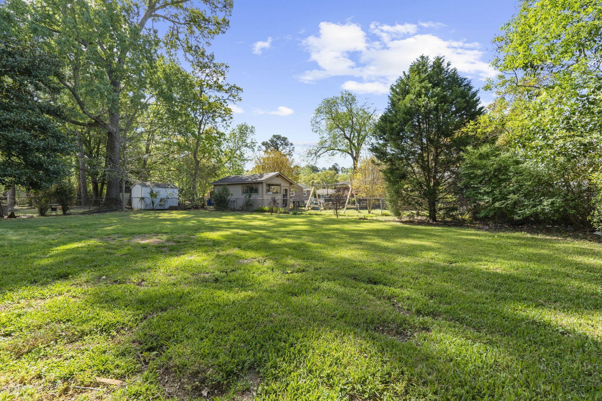 2235 N Dallerton Circle Photo 43