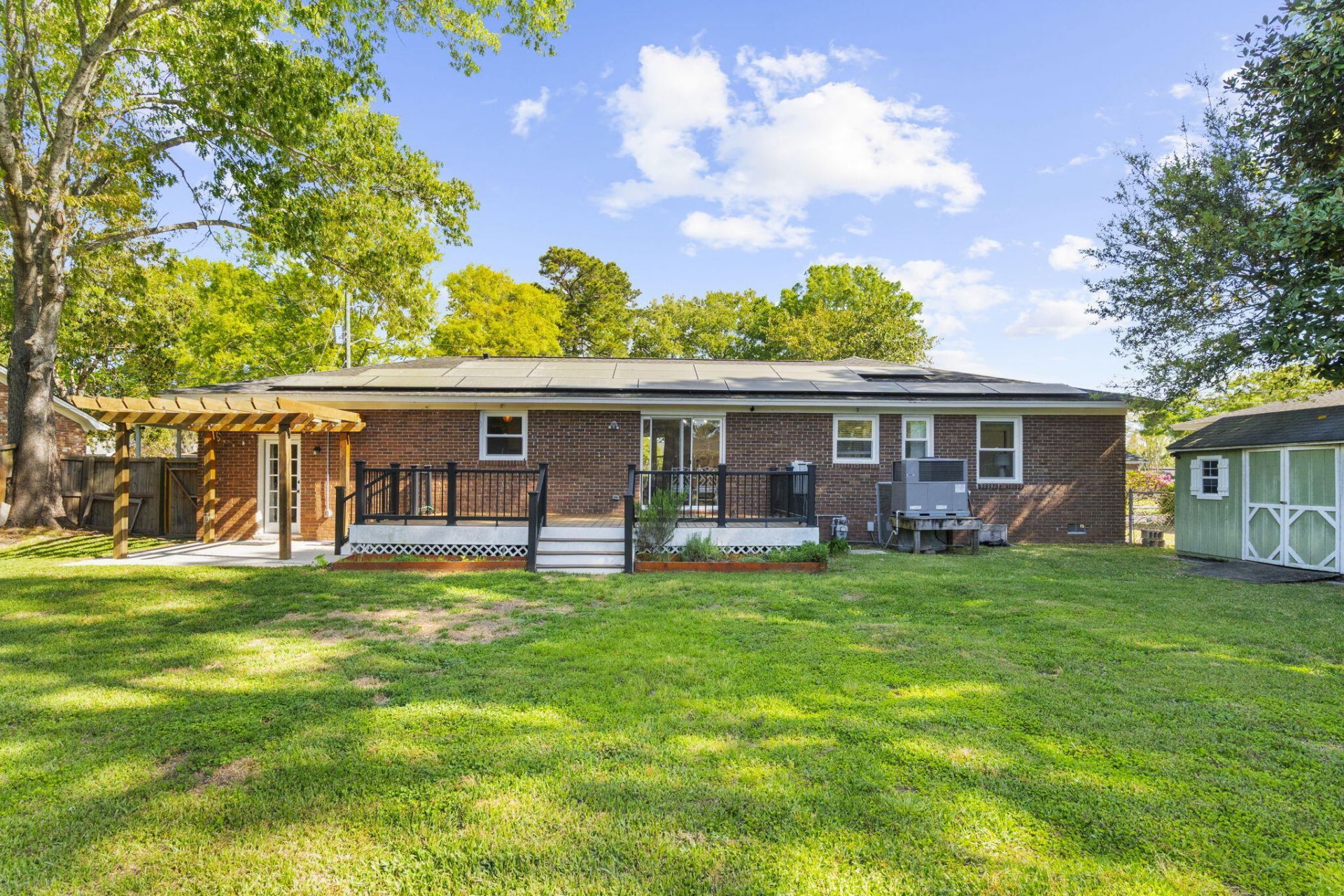 2235 N Dallerton Circle Photo 45