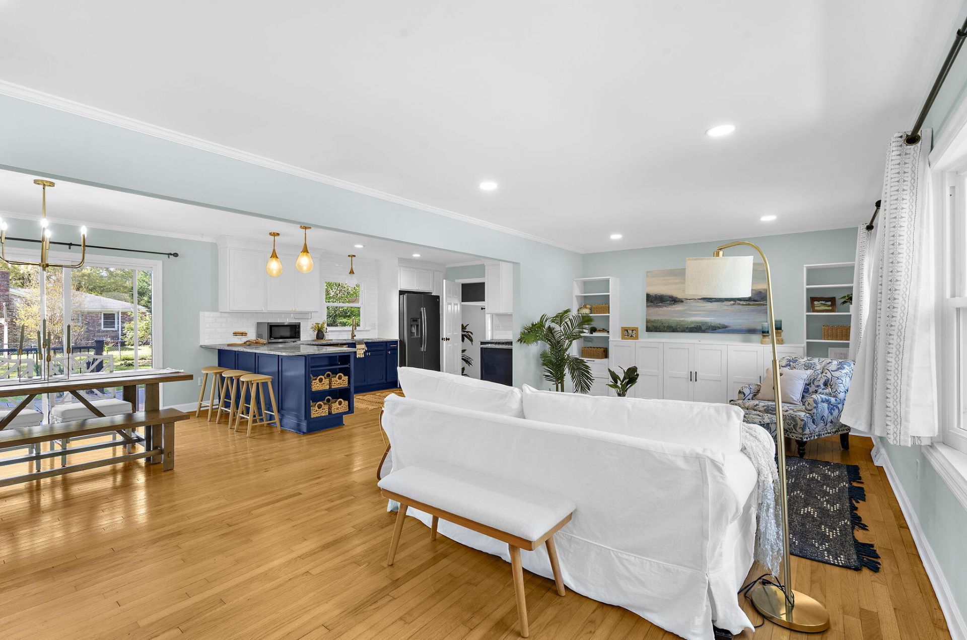 2235 N Dallerton Circle Photo 6