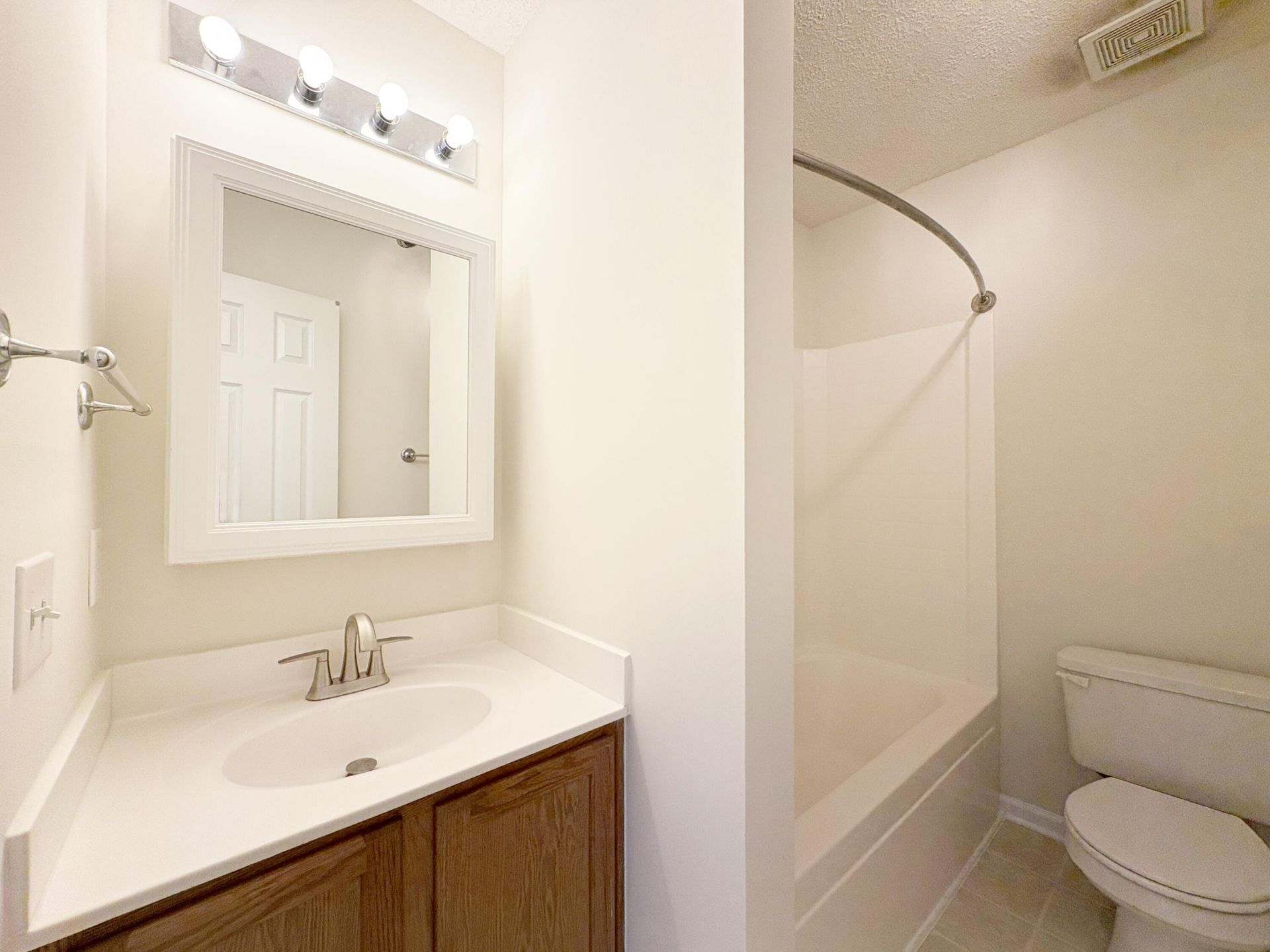 2446 Albacore Avenue Photo 24