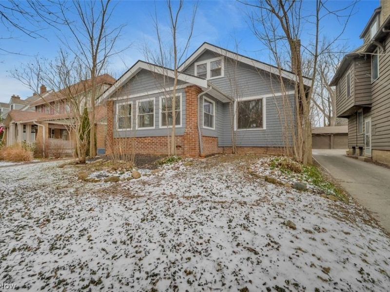 3327 Bradford Road, Cleveland Heights, OH 44118 Photo 9