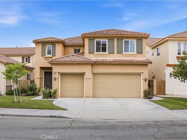 28653 Crown Heights Court, Canyon Country, CA 91387