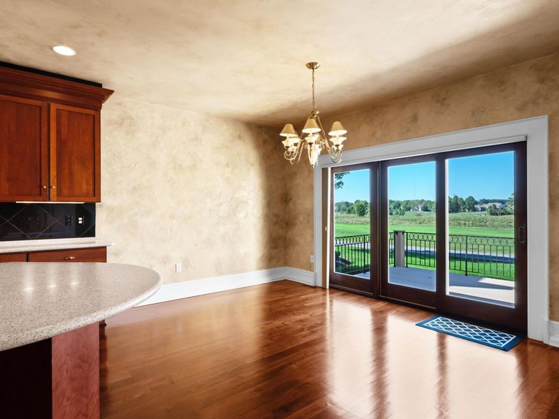 5386 Club Drive, Westerville, OH 43082 Photo 10