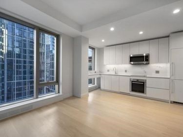 135 Seaport Blvd, Unit 1010, Boston, MA 02210