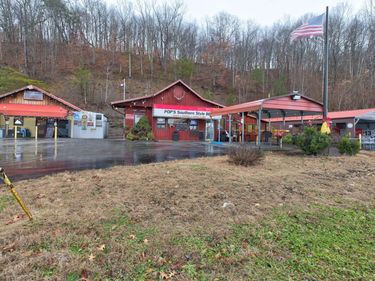 110 S KY-801 , Morehead, KY 40351