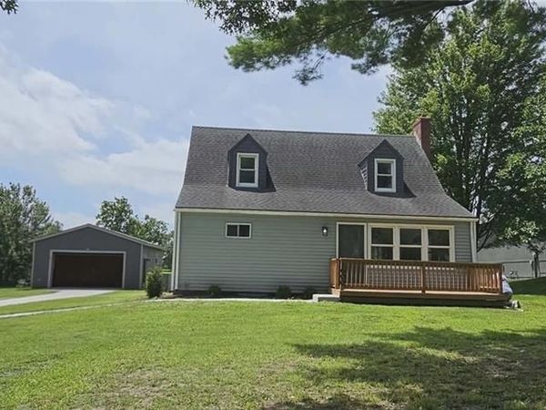 1600 Country Club Drive, Pleasant Hill, MO 64080