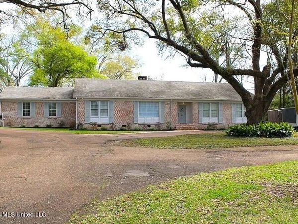 101 Sgt Prentiss Drive, Natchez, MS 39120