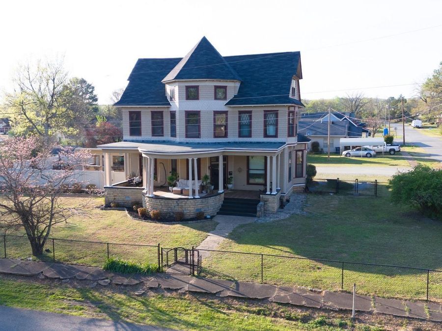 Property Image 4