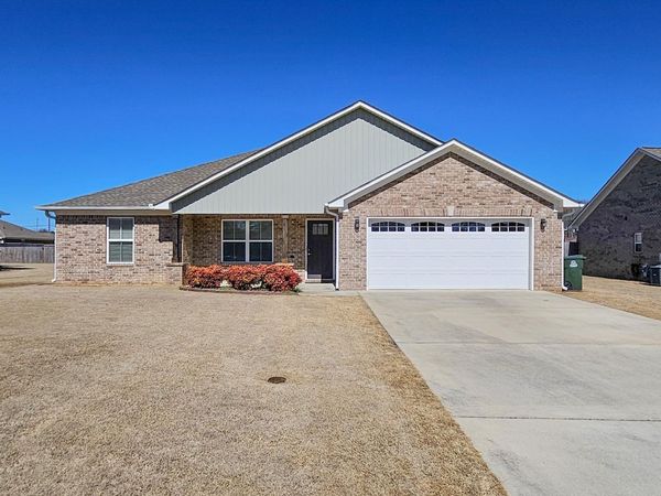 19105 Racheals Loop, Athens, AL 35611