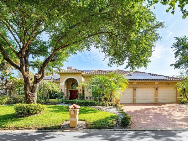 1845 Eagle Trace Boulevard, Coral Springs, FL 33071