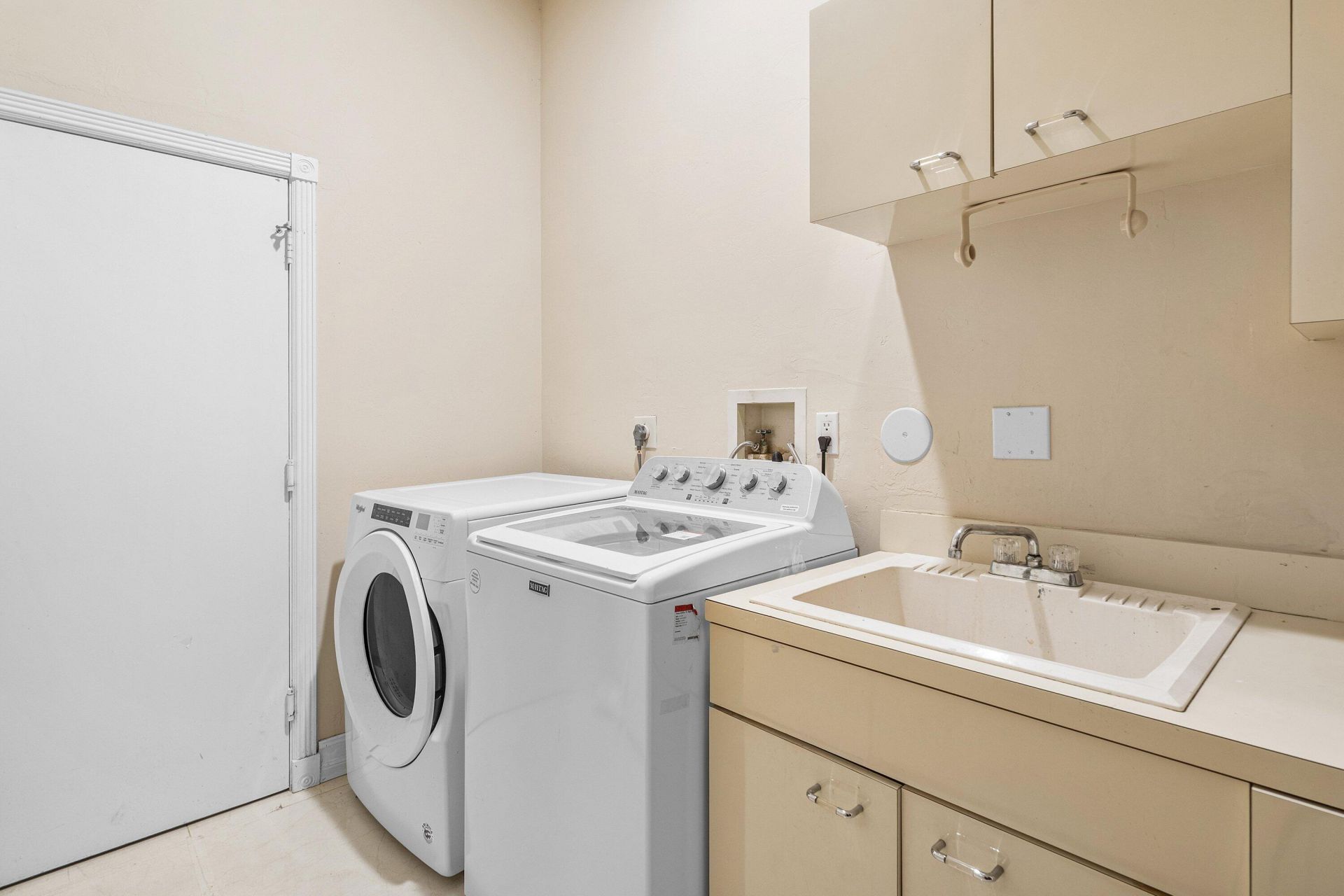 1845 Eagle Trace Boulevard, Coral Springs, FL 33071 Photo