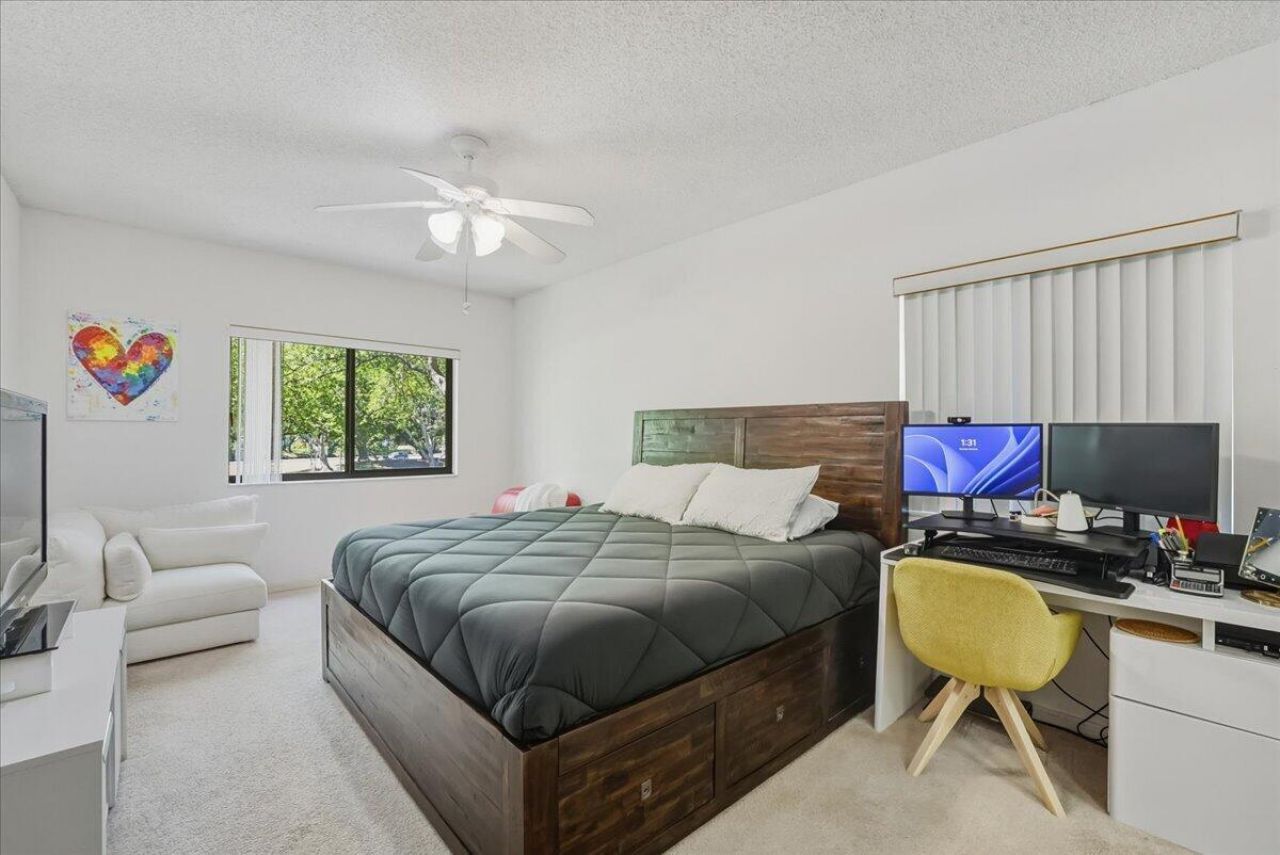 2105 Lavers Circle, Unit 212, Delray Beach, FL 33444 Photo