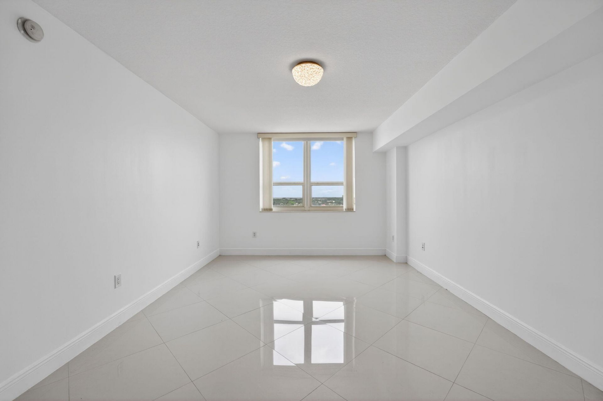 3232 Coral Way, Unit 1601, Miami, FL 33145 Photo