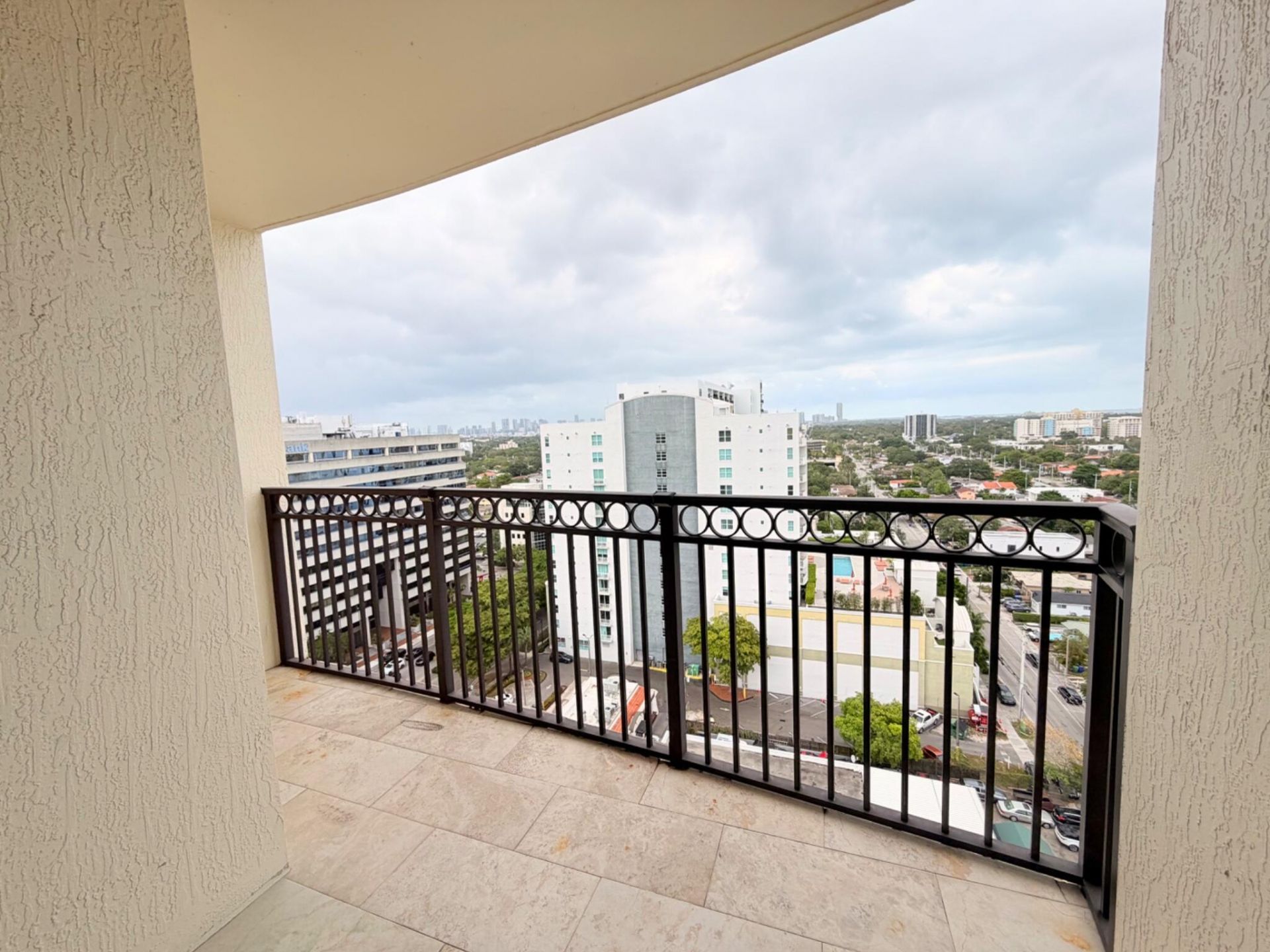 3232 Coral Way, Unit 1601, Miami, FL 33145 Photo