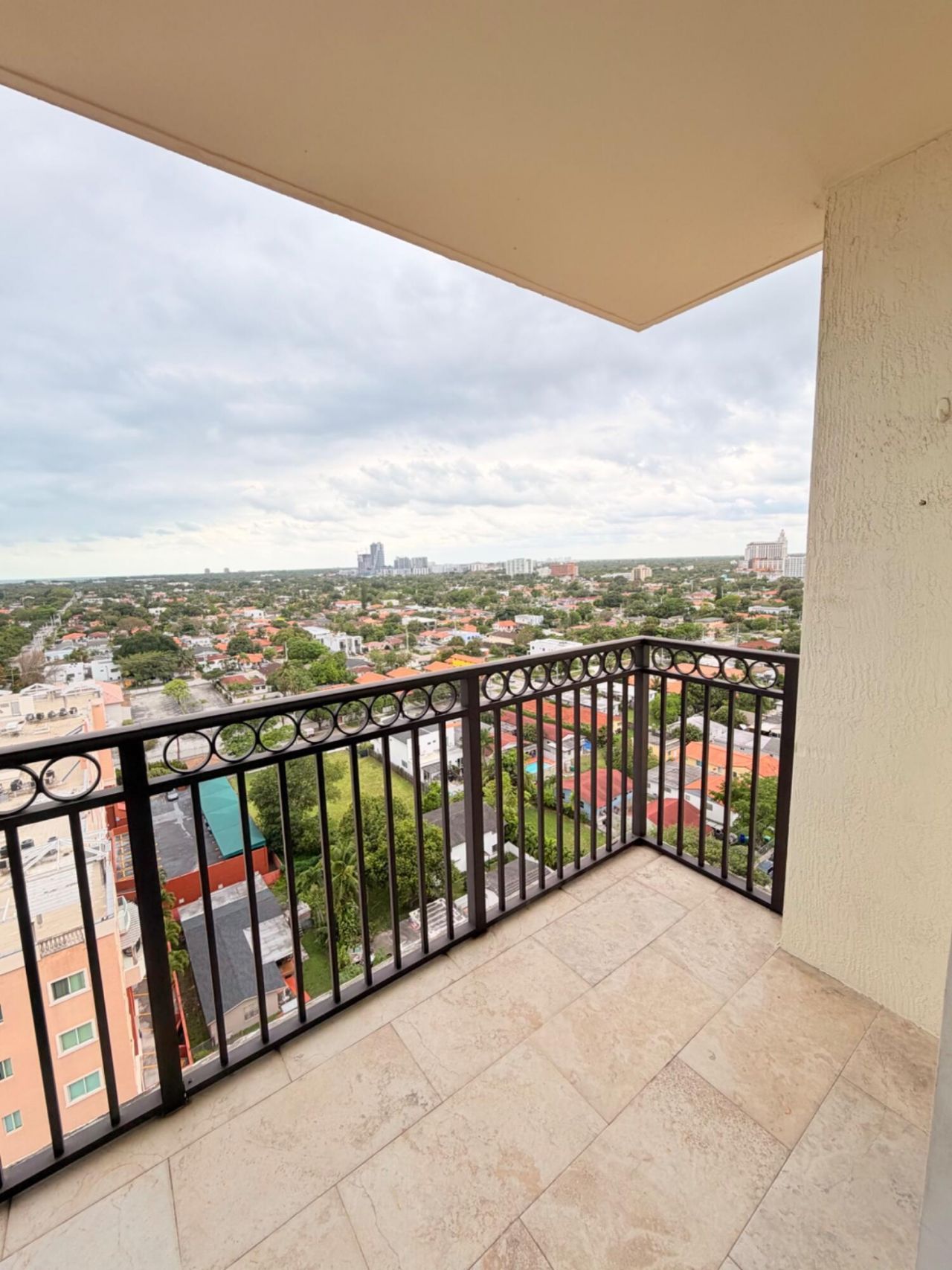 3232 Coral Way, Unit 1601, Miami, FL 33145 Photo