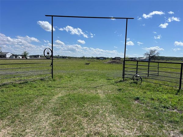 5236 W 181st Street , Mounds, OK 74047