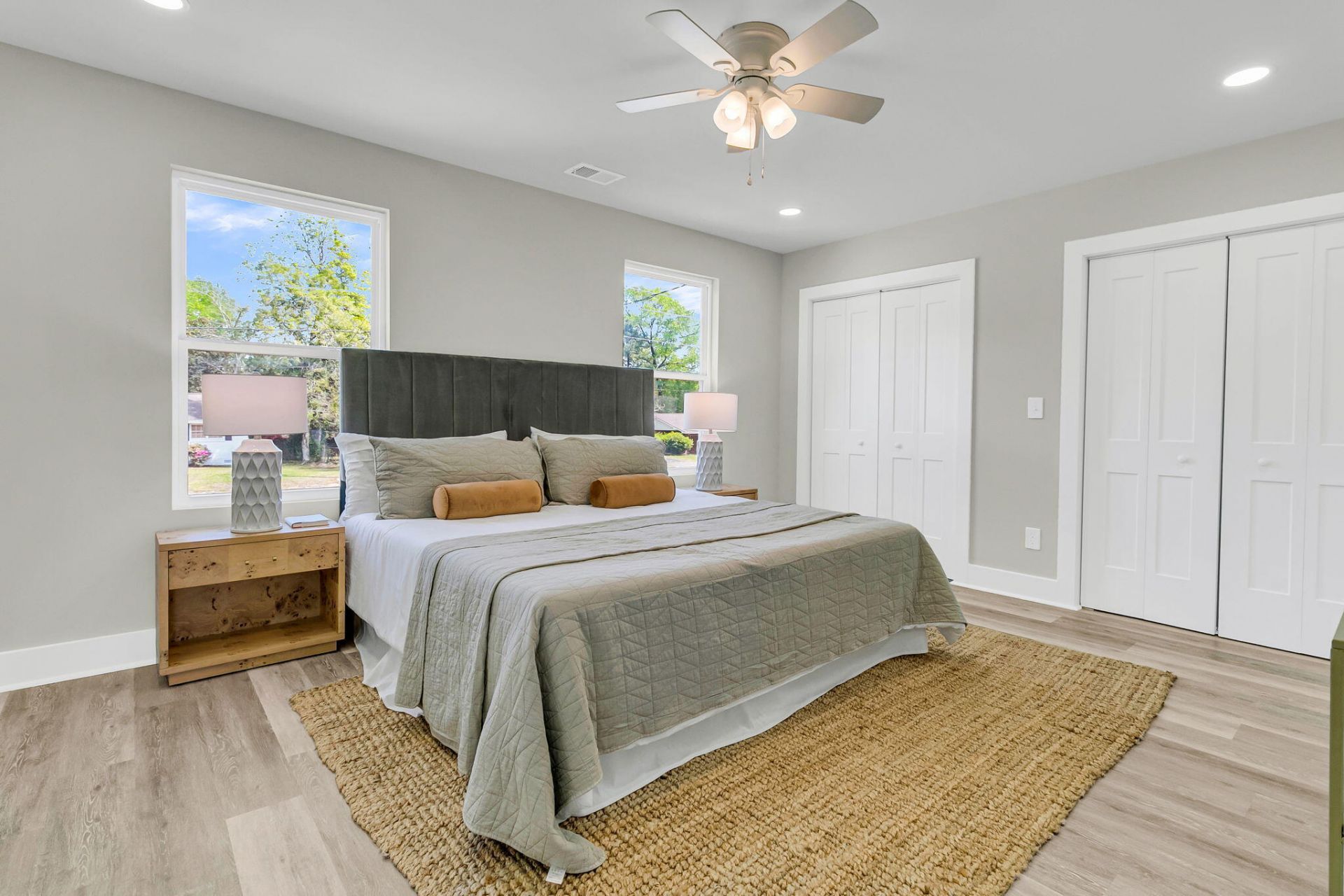 5889 N Rhett Avenue Photo 13