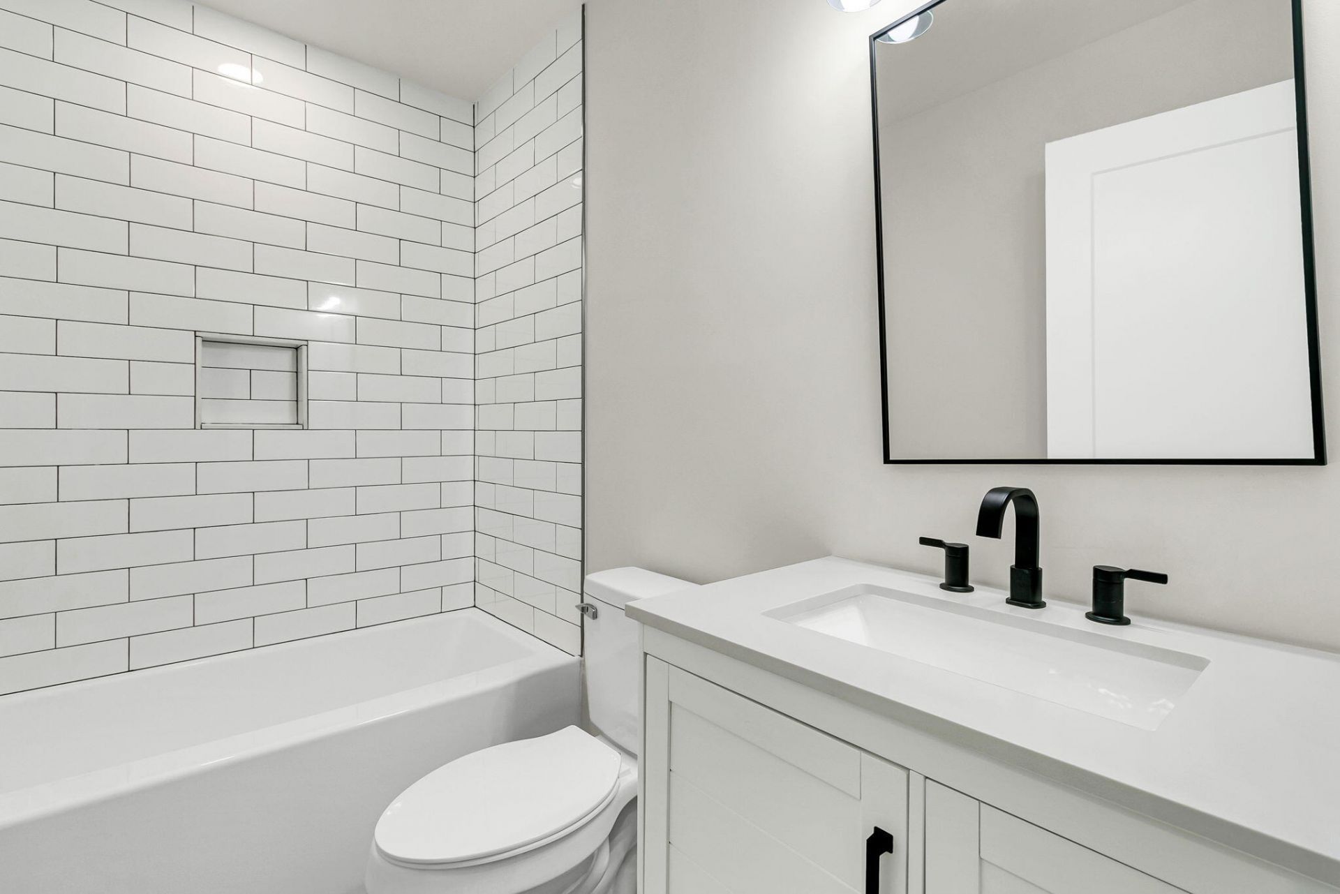 5889 N Rhett Avenue Photo 19