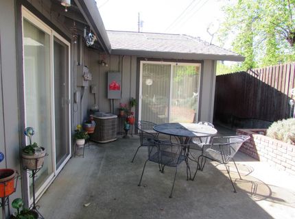 180 E Hillcrest Dr, Auburn, CA 95603 Photo