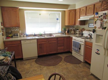 180 E Hillcrest Dr, Auburn, CA 95603 Photo