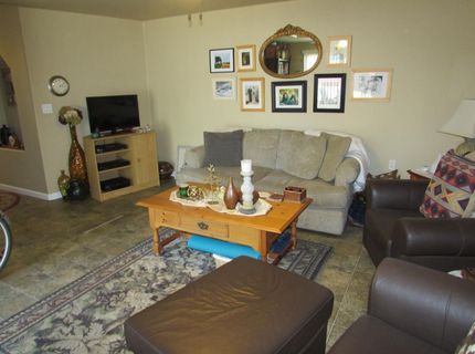 180 E Hillcrest Dr, Auburn, CA 95603 Photo