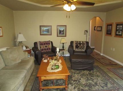 180 E Hillcrest Dr, Auburn, CA 95603 Photo