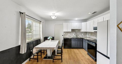 8751 Torrey Way, Elk Grove, CA 95624 Photo