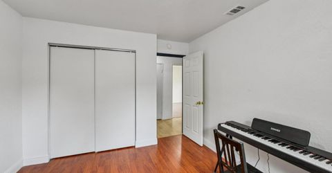 8751 Torrey Way, Elk Grove, CA 95624 Photo