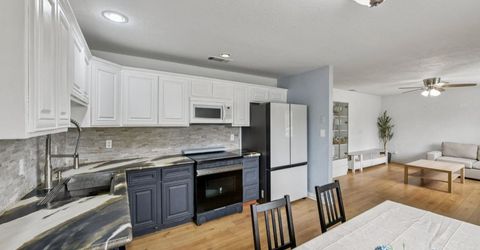 8751 Torrey Way, Elk Grove, CA 95624 Photo