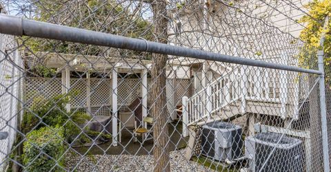 1823 11th St, Sacramento, CA 95811 Photo