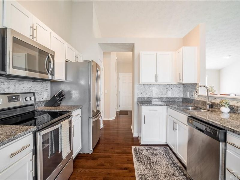 4182 Spicebush Drive, Tipp City, OH 45371 Photo 10