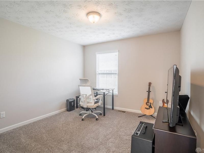 4182 Spicebush Drive, Tipp City, OH 45371 Photo 18