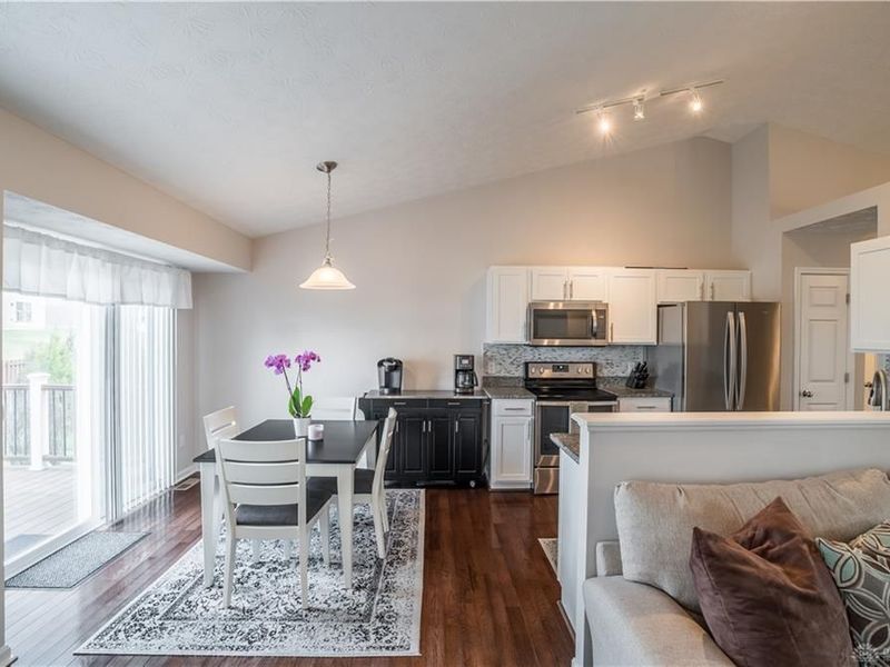 4182 Spicebush Drive, Tipp City, OH 45371 Photo 8