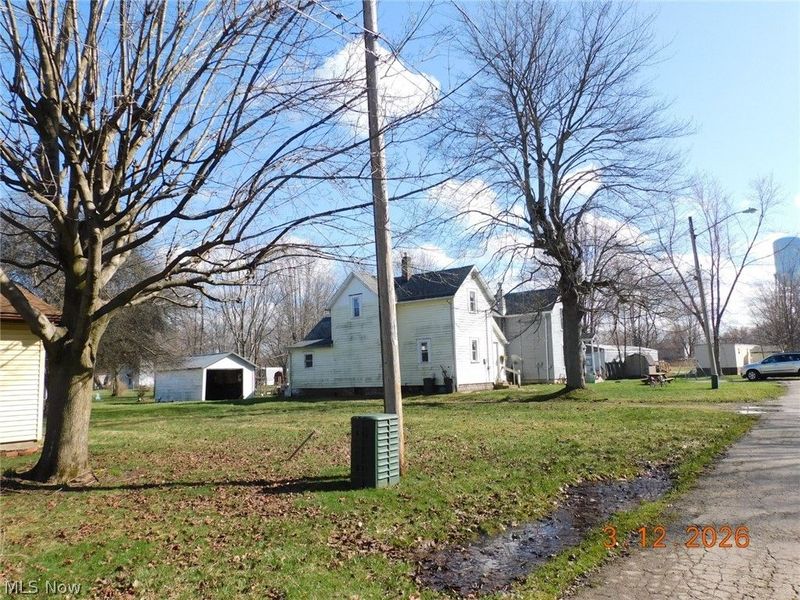 522 Shackson Street , Conneaut, OH 44030 Photo 2