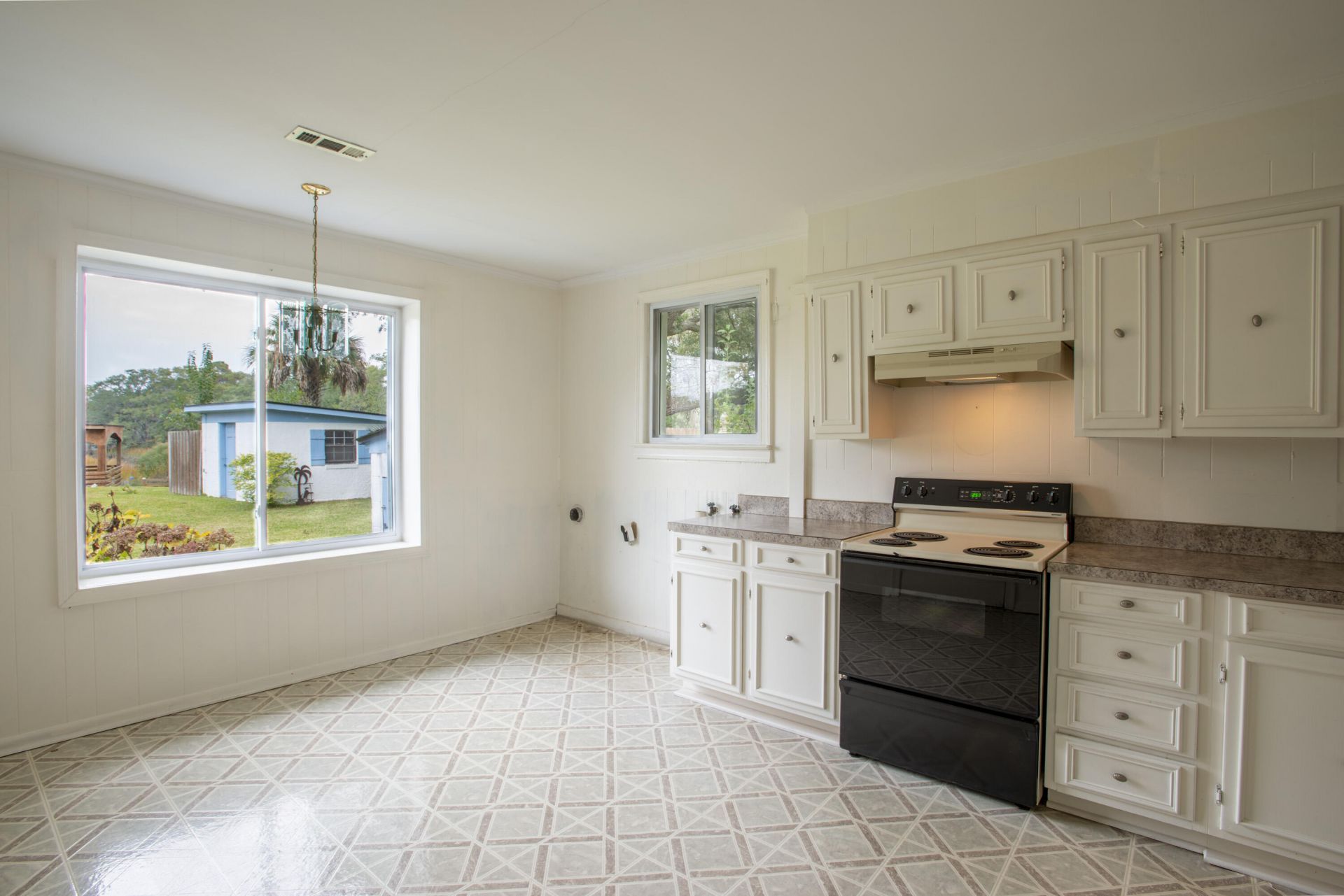 1744 Brantley Drive Photo 6