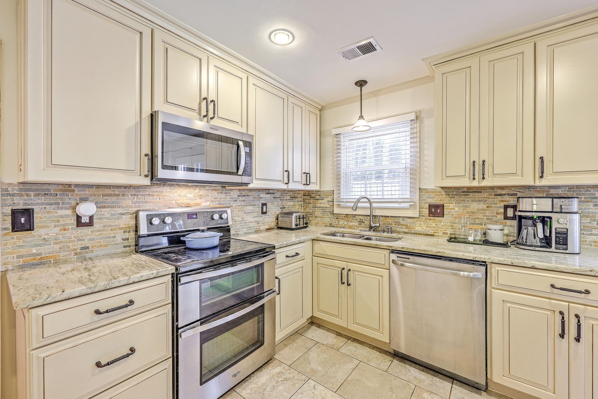 1267 Wespanee Place Court Photo 14