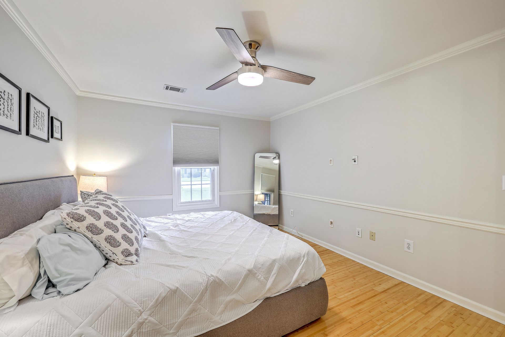 1267 Wespanee Place Court Photo 24