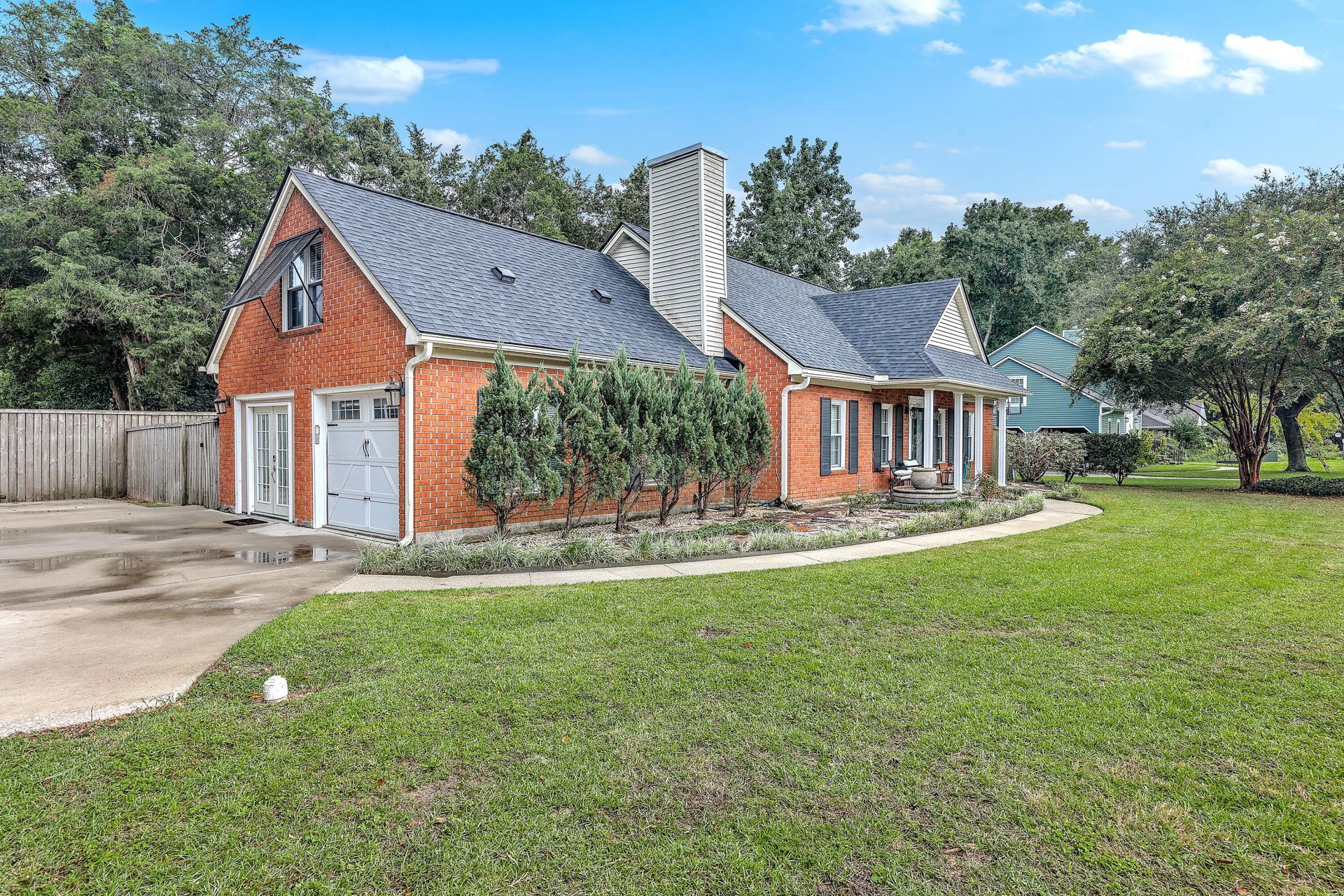 1267 Wespanee Place Court Photo 4