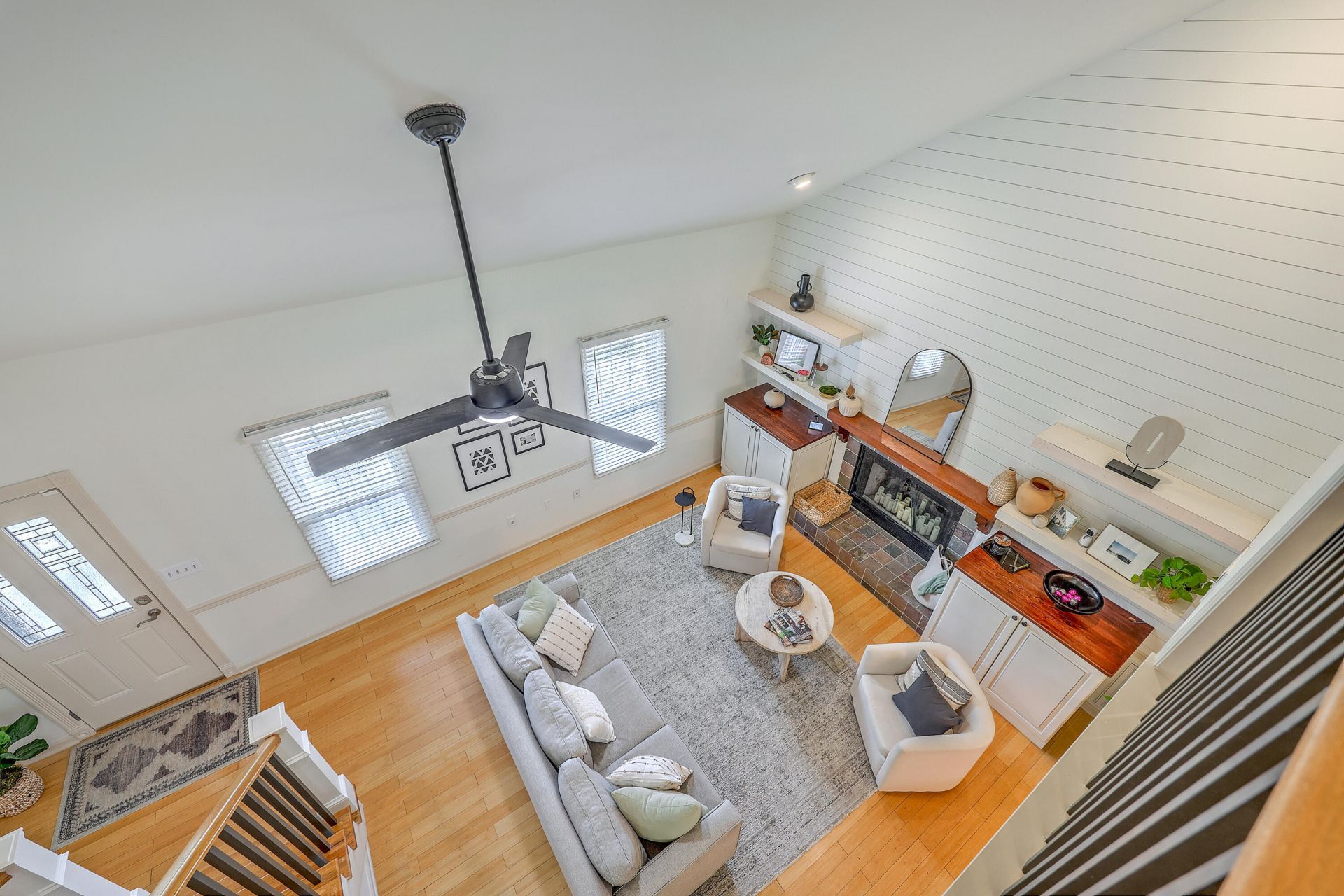 1267 Wespanee Place Court Photo 6