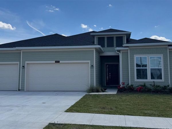 13717 NW CONVERGENCE BOULEVARD , ALACHUA, FL 32615