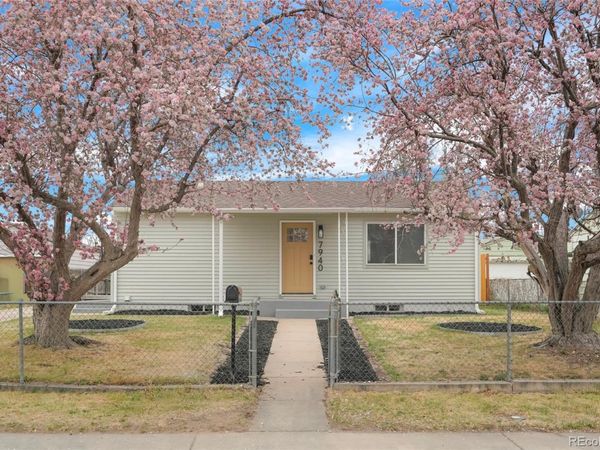 7940 Hollywood Street , Commerce City, CO 80022