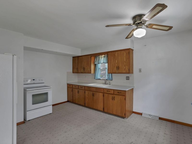 223 Reese Avenue , Lancaster, OH 43130 Photo 8