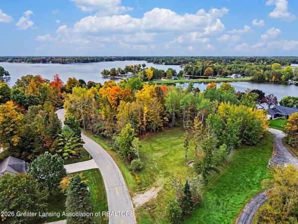 5165 Islanders Way, Gladwin, MI 48624