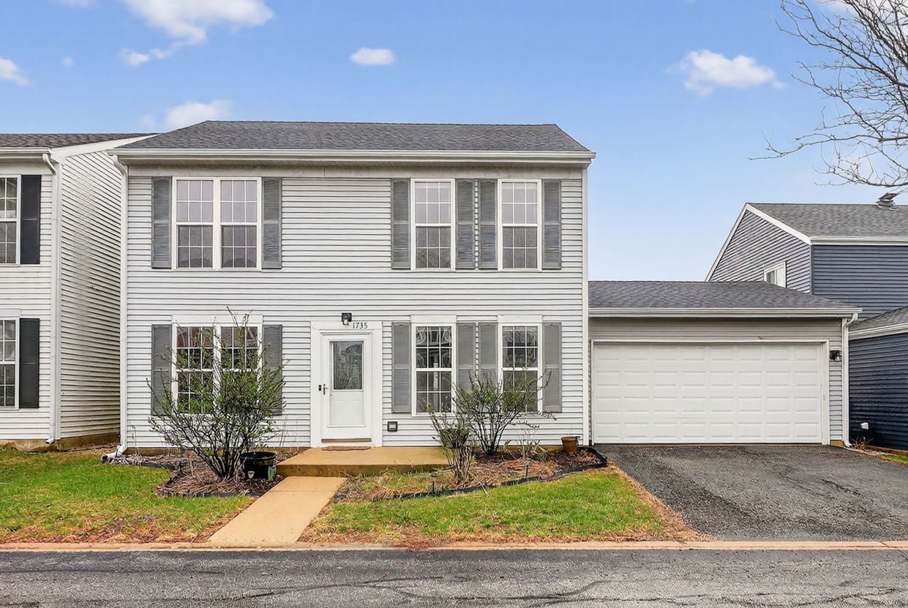 1735 Windcrest Lane, Aurora, IL 60504 Main Photo