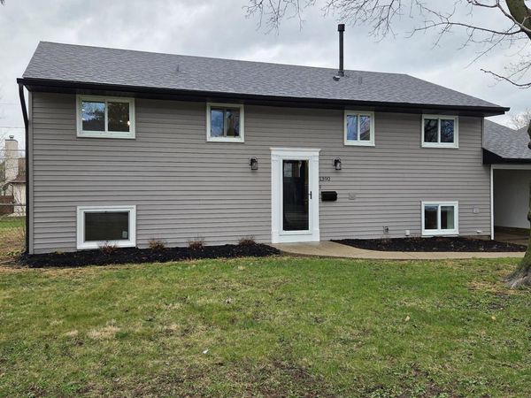 1390 Glen Hill Drive, Glendale Heights, IL 60139