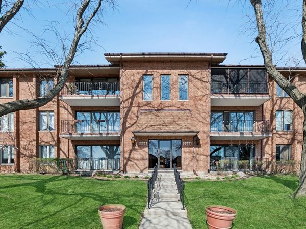 9906 Shady Lane , Unit 3SW, Orland Park, IL 60462