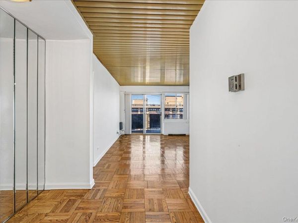 18-15 215th Street , Unit 17L, Bayside, NY 11360